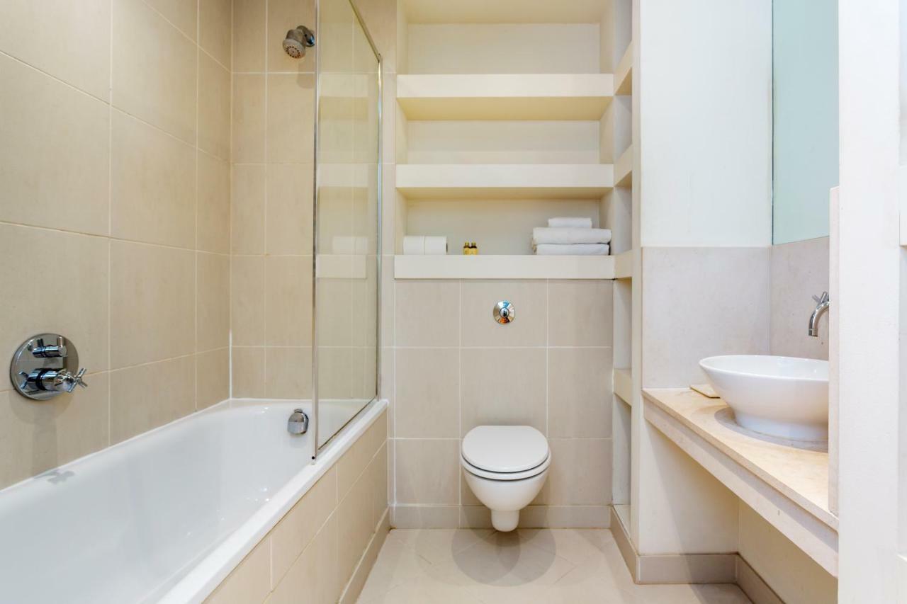 Oyo Home Canary Wharf Лондон Екстериор снимка